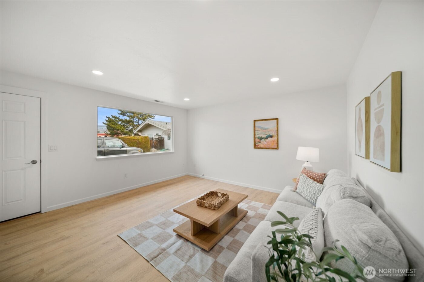 100 Simon Street #13, East Wenatchee, WA 98802