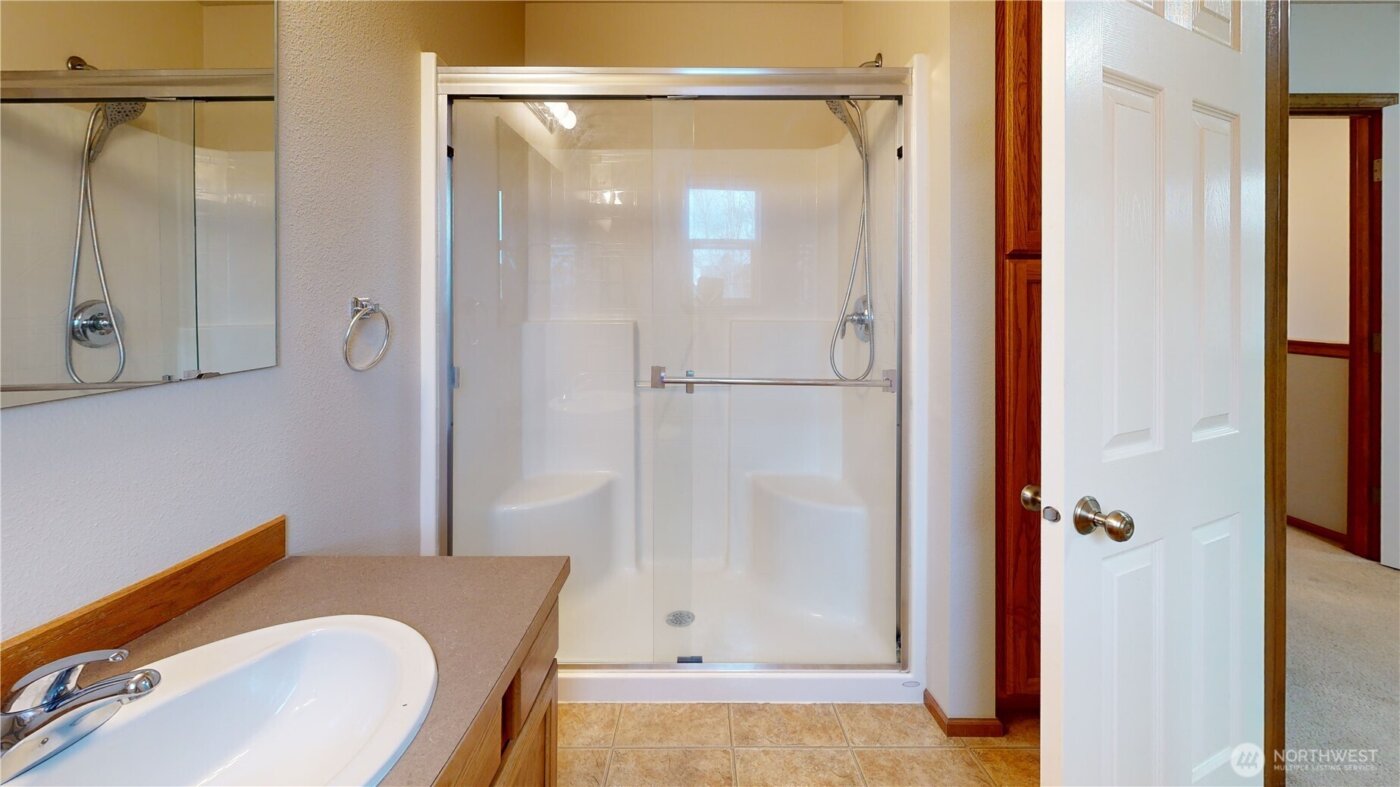 515 Neff Circle , Burlington, WA 98233