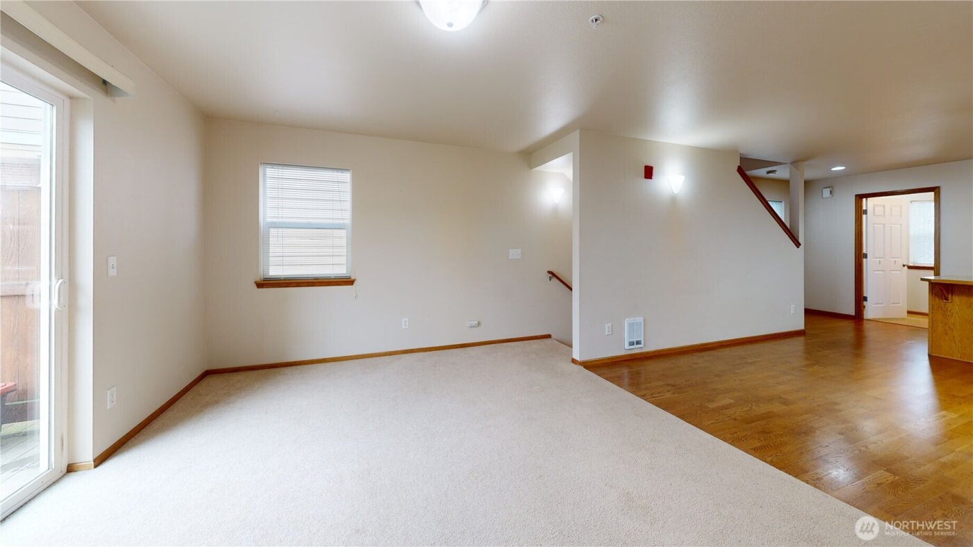 515 Neff Circle , Burlington, WA 98233