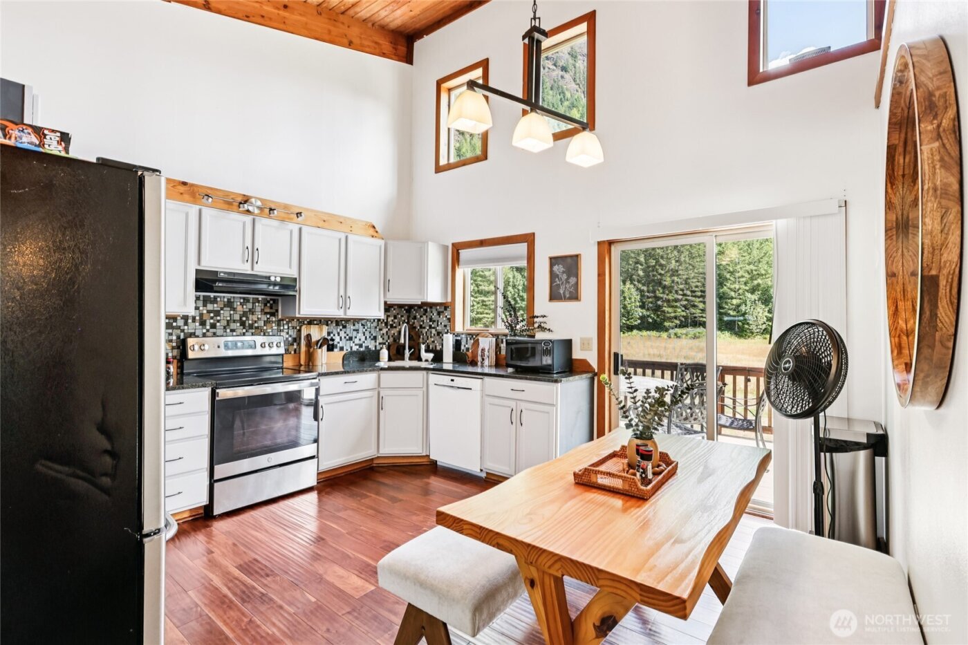 14341 State Route 530 , Concrete, WA 98237