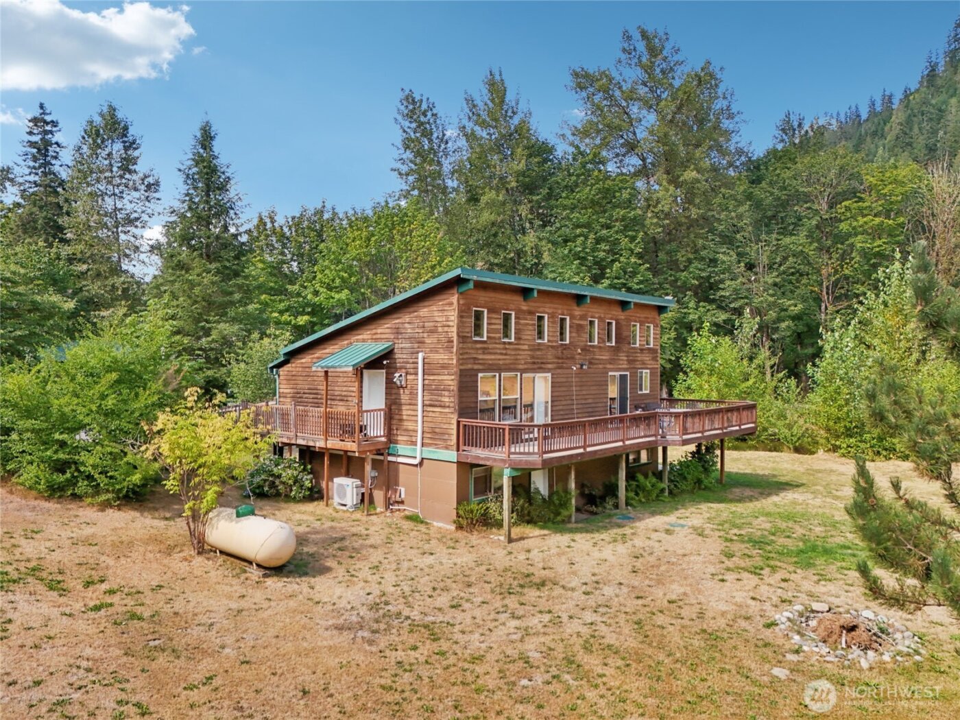 14341 State Route 530 , Concrete, WA 98237