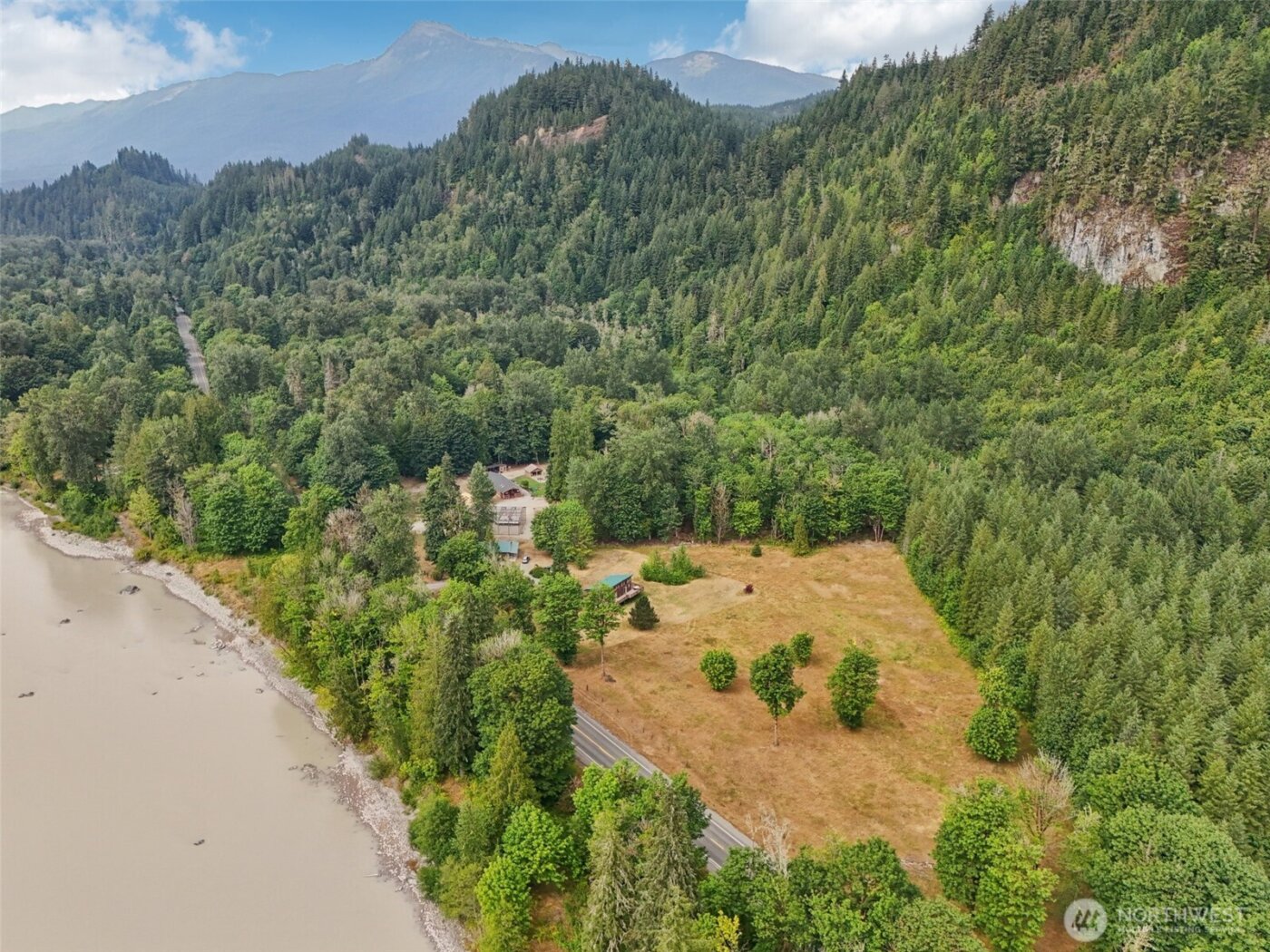 14341 State Route 530 , Concrete, WA 98237