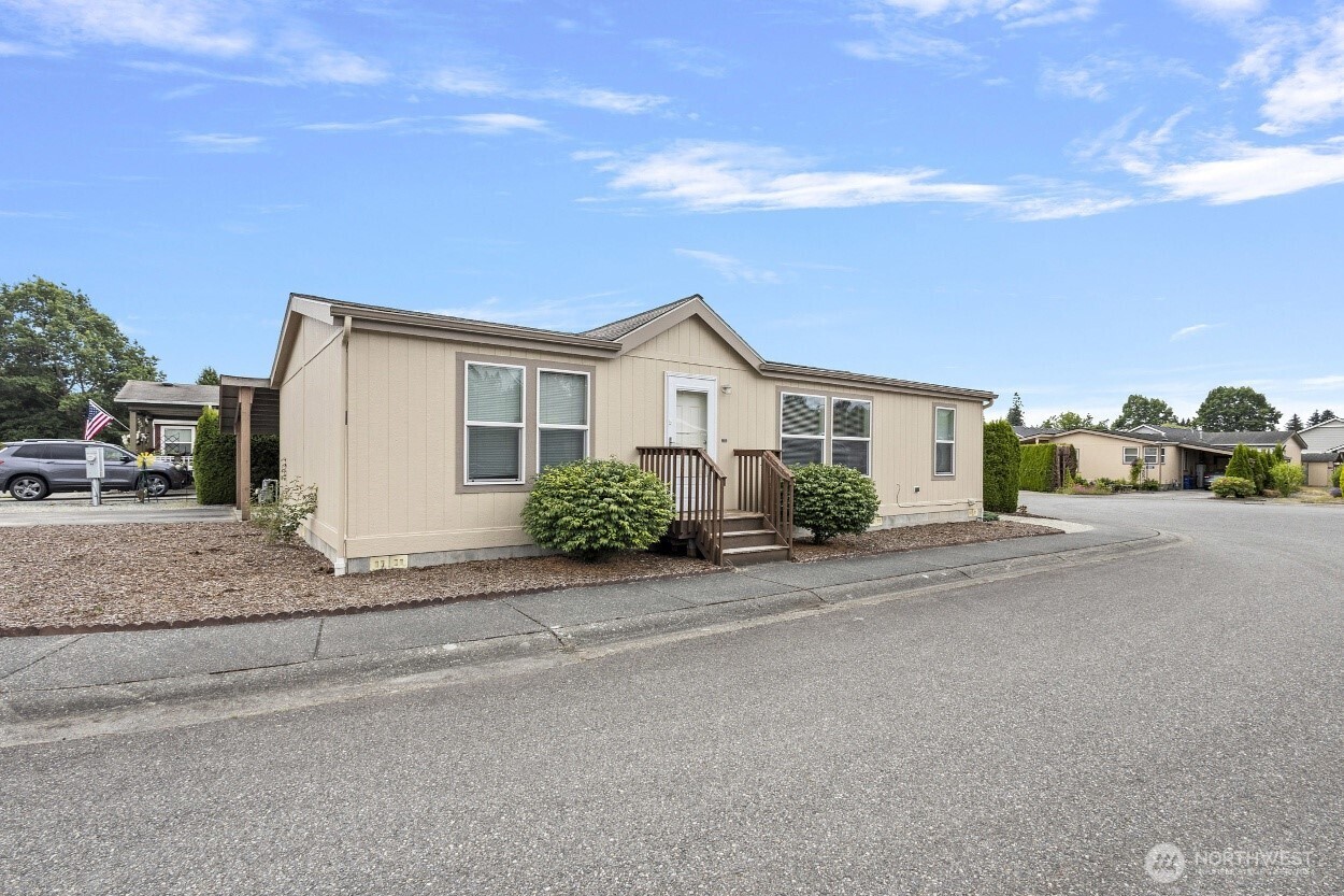 886 Carriage Court , Sedro Woolley, WA 98284