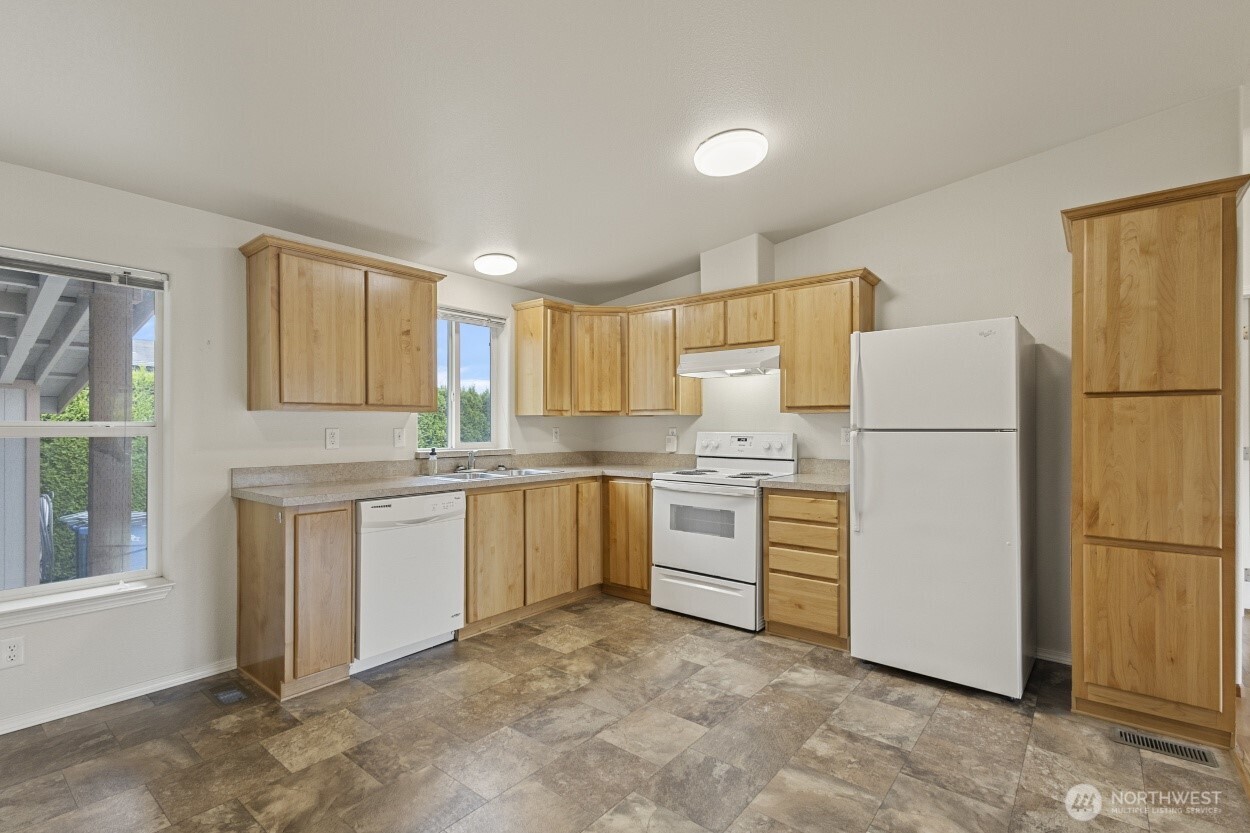 886 Carriage Court , Sedro Woolley, WA 98284