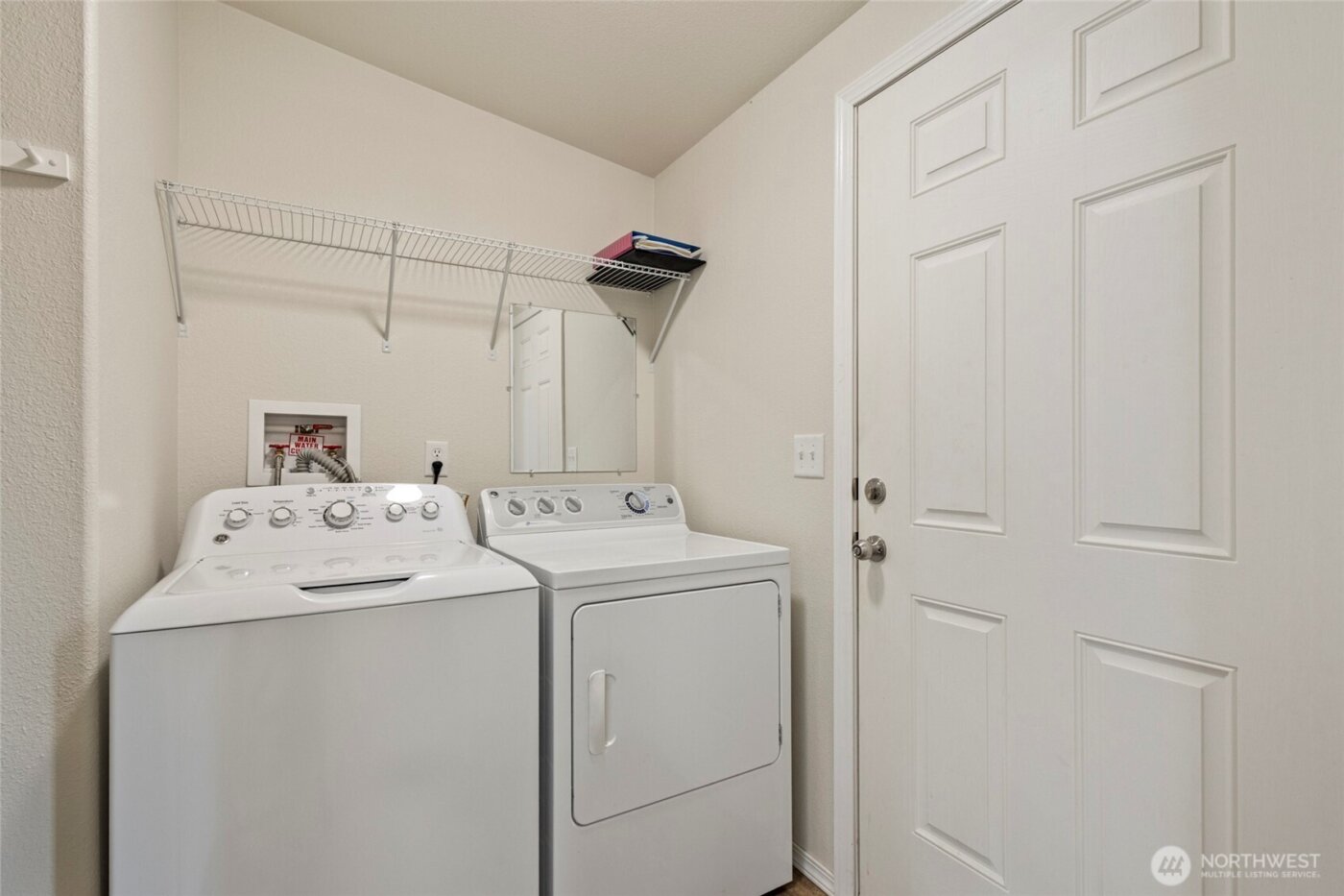 886 Carriage Court , Sedro Woolley, WA 98284