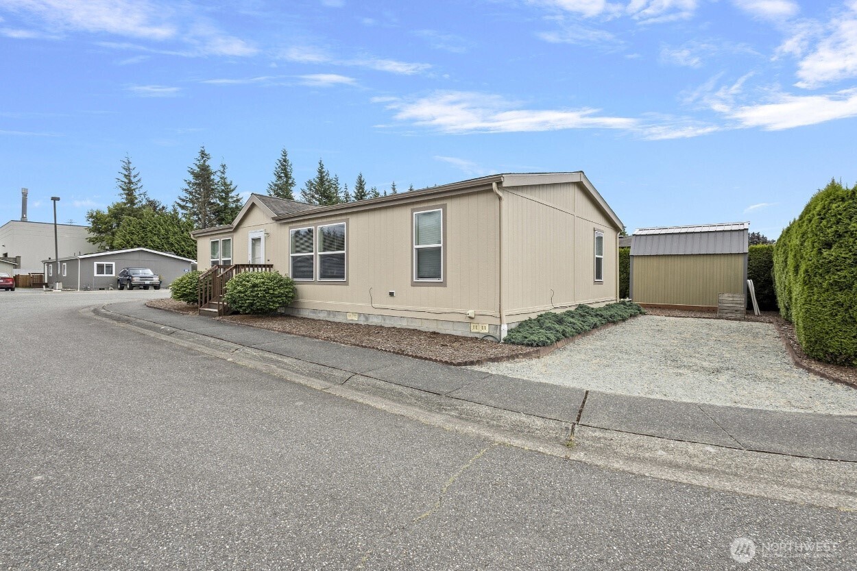 886 Carriage Court , Sedro Woolley, WA 98284