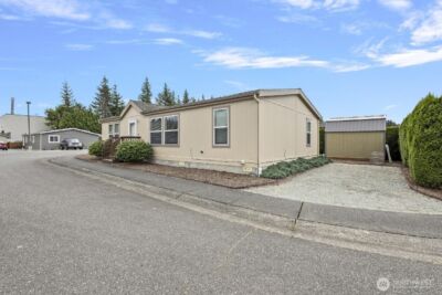 886 Carriage Court , Sedro Woolley, WA 98284 - Photo 3