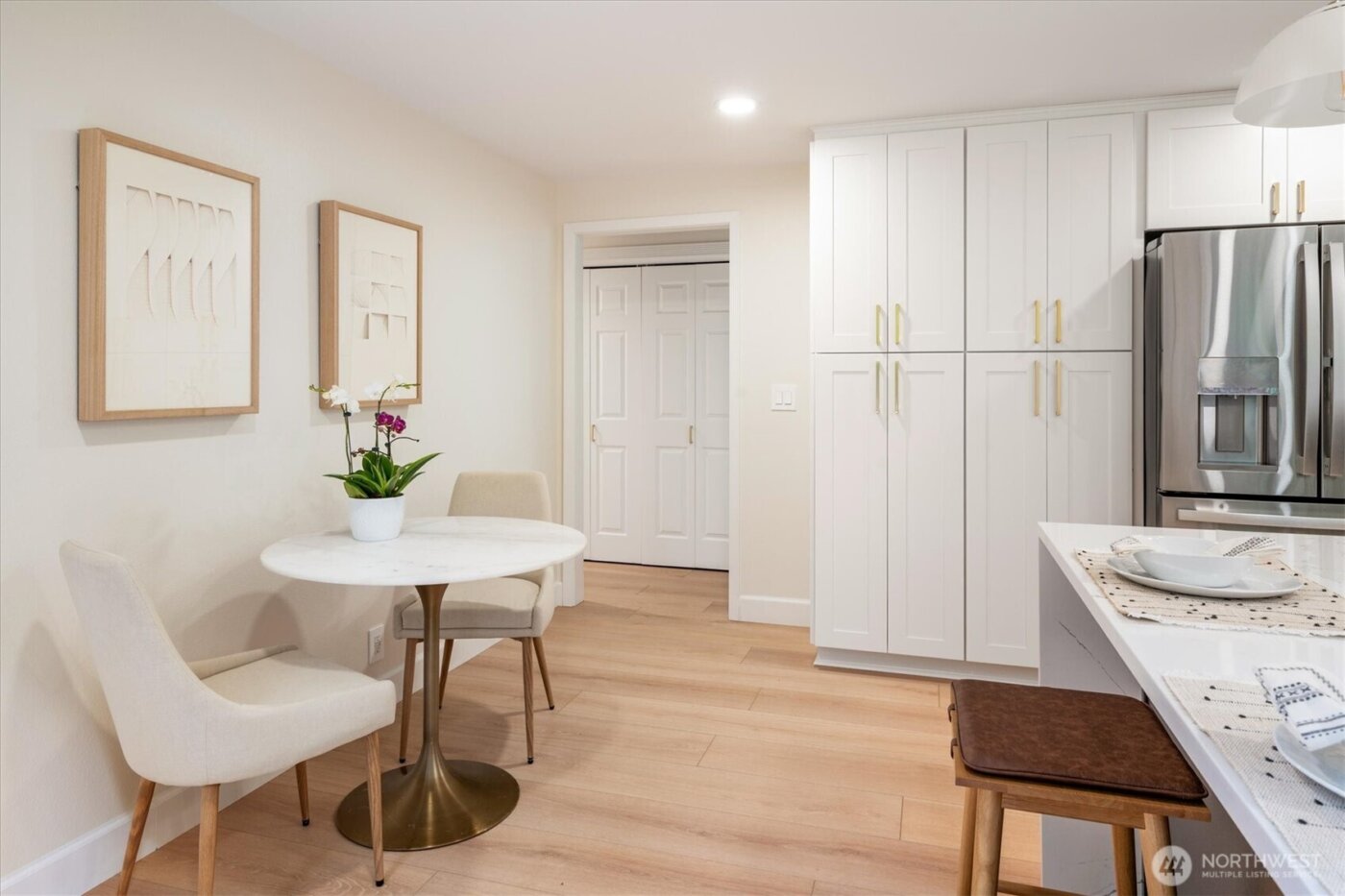 17603 NE 30th Place , Redmond, WA 98052