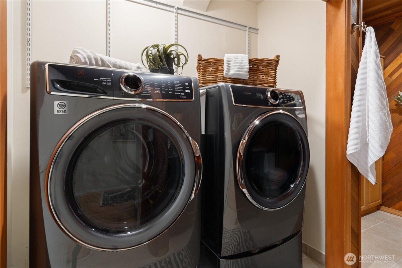 17603 NE 30th Place , Redmond, WA 98052