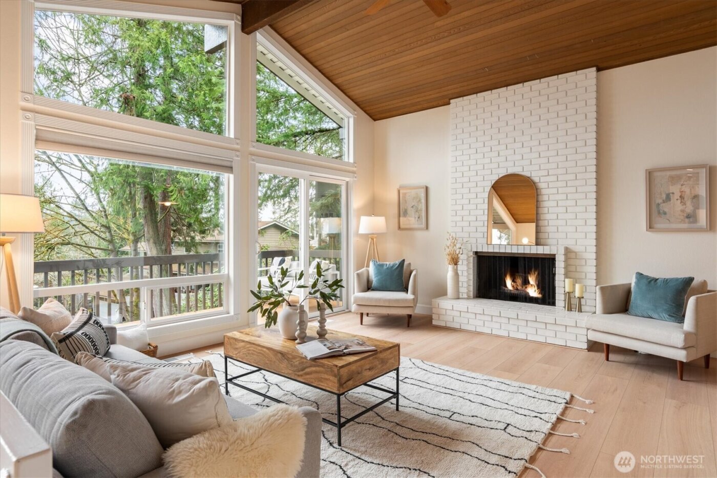 17603 NE 30th Place , Redmond, WA 98052