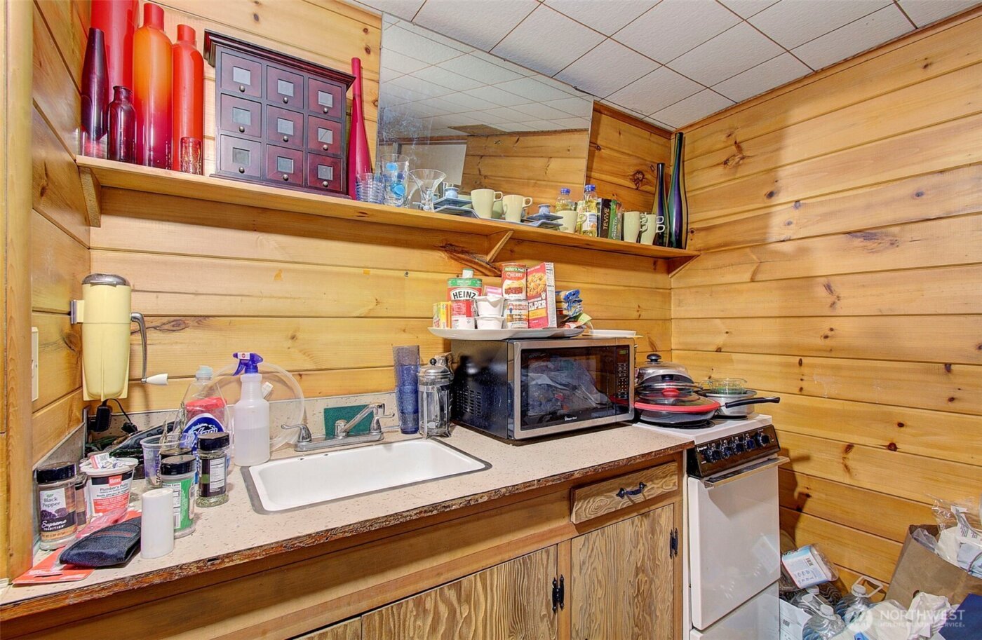 1101 NE 64th , Vancouver, WA 98665