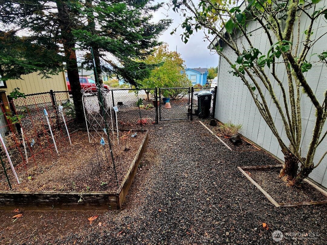 19 Christmas Tree Lane , Shelton, WA 98584