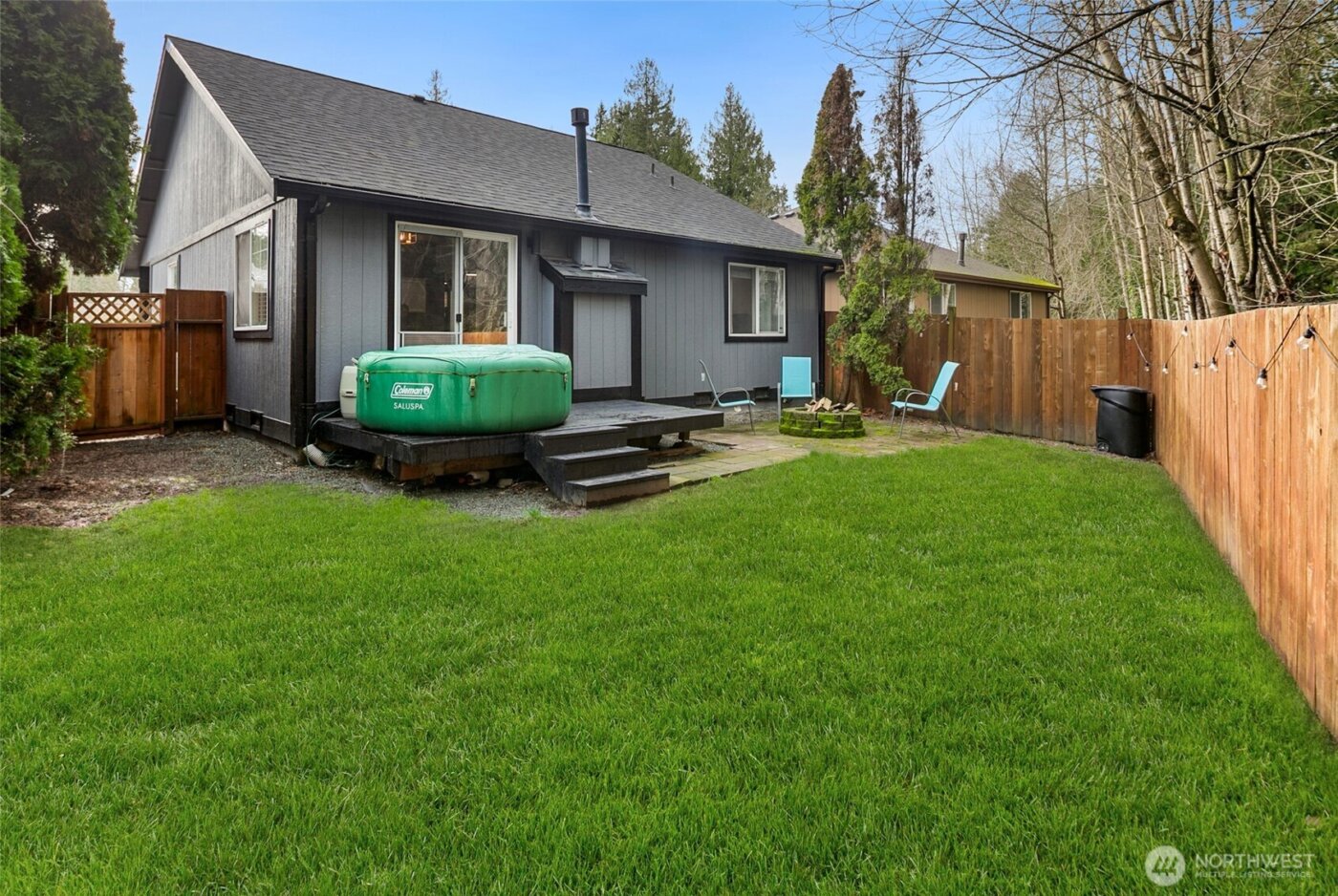 8215 1st Street SE, Lake Stevens, WA 98258-3392