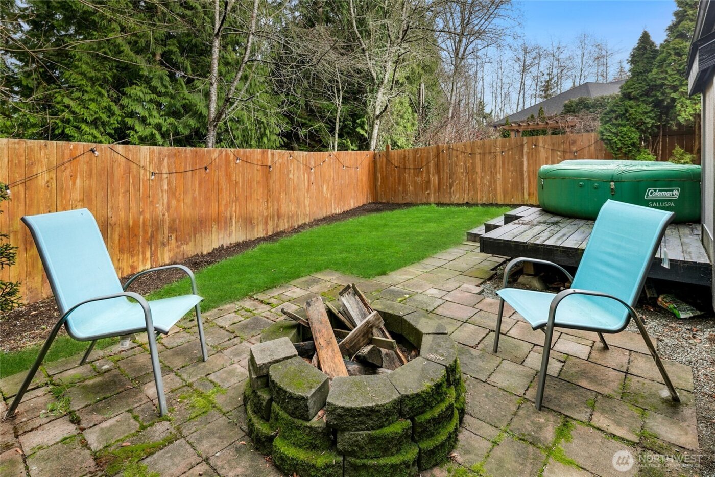 8215 1st Street SE, Lake Stevens, WA 98258-3392