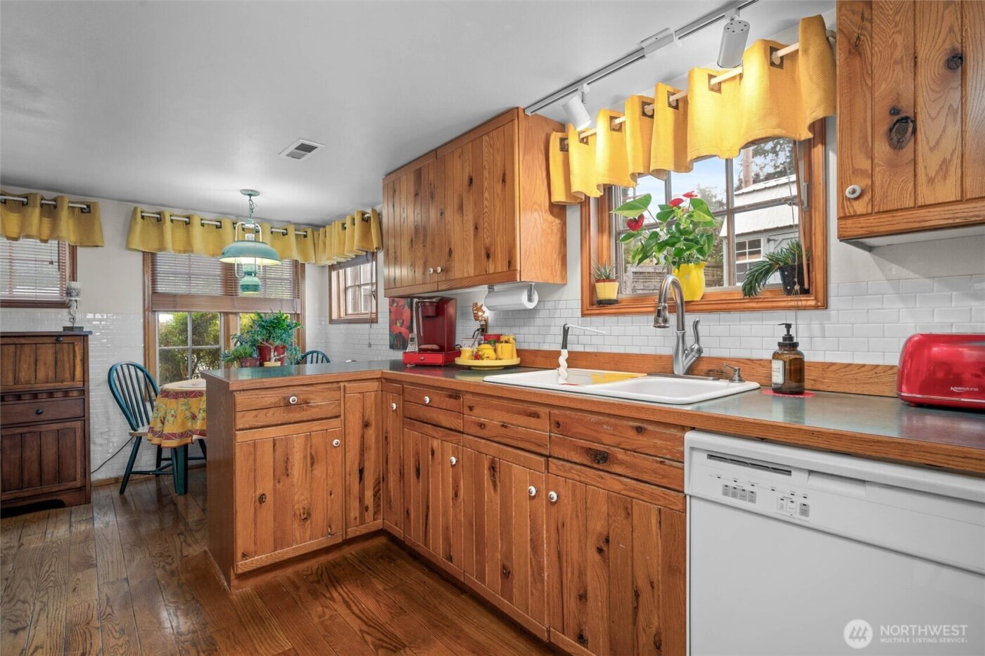 13197 Satterlee Rd , Anacortes, WA 98221