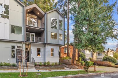 10736 Interlake Avenue N, Seattle, WA 98133 - Photo 1