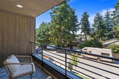 10736 Interlake Avenue N, Seattle, WA 98133 - Photo 11