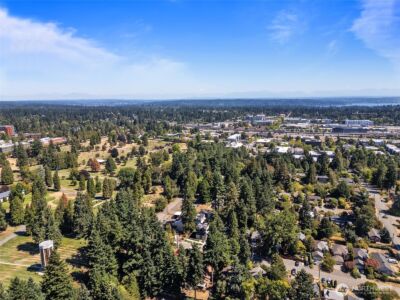 10736 Interlake Avenue N, Seattle, WA 98133 - Photo 16