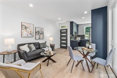 10736 Interlake Avenue N, Seattle, WA 98133 - Photo 3