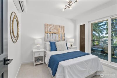 10736 Interlake Avenue N, Seattle, WA 98133 - Photo 5