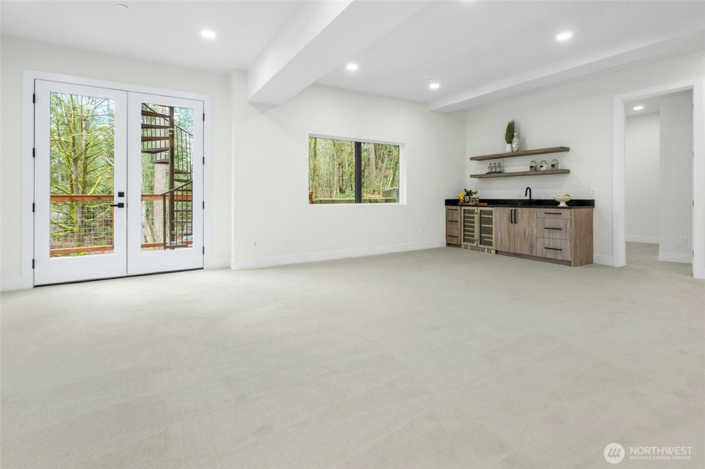 24257 SE 26th Place , Sammamish, WA 98075