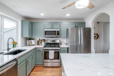 16669 Rainier View Drive SE, Yelm, WA 98597 - Photo 7