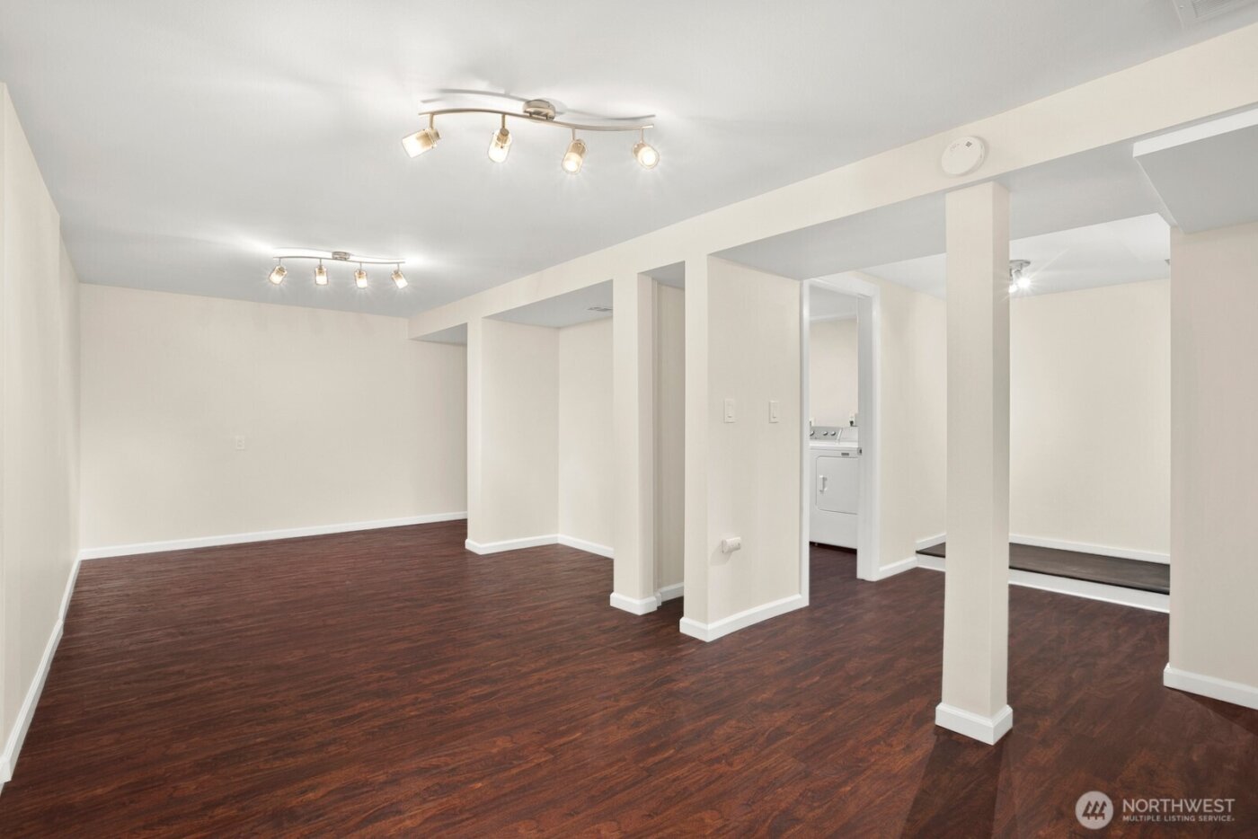 7226 33rd Avenue S, Seattle, WA 98118-3508