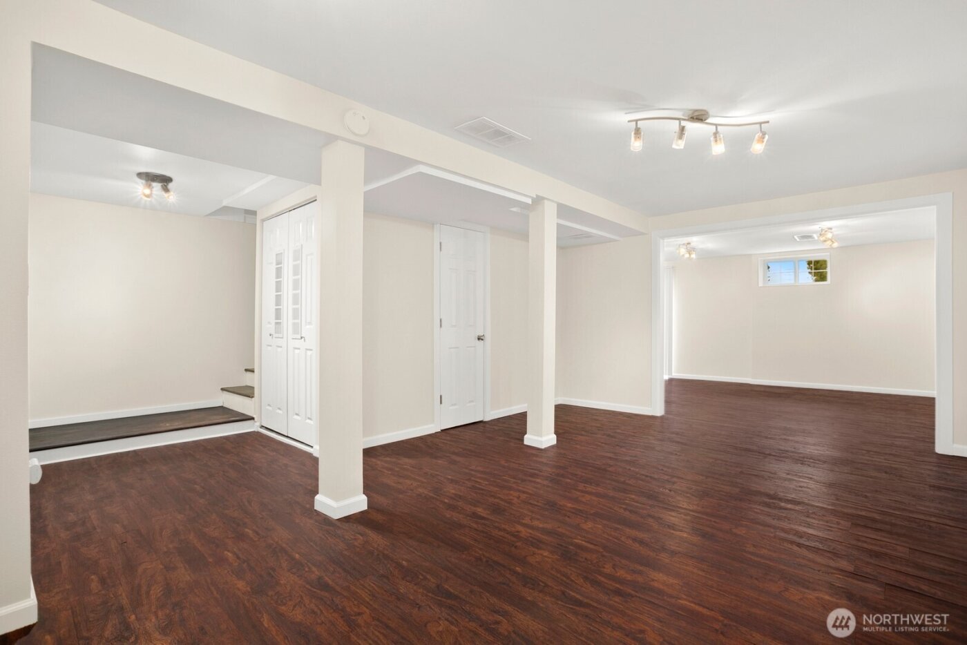 7226 33rd Avenue S, Seattle, WA 98118-3508