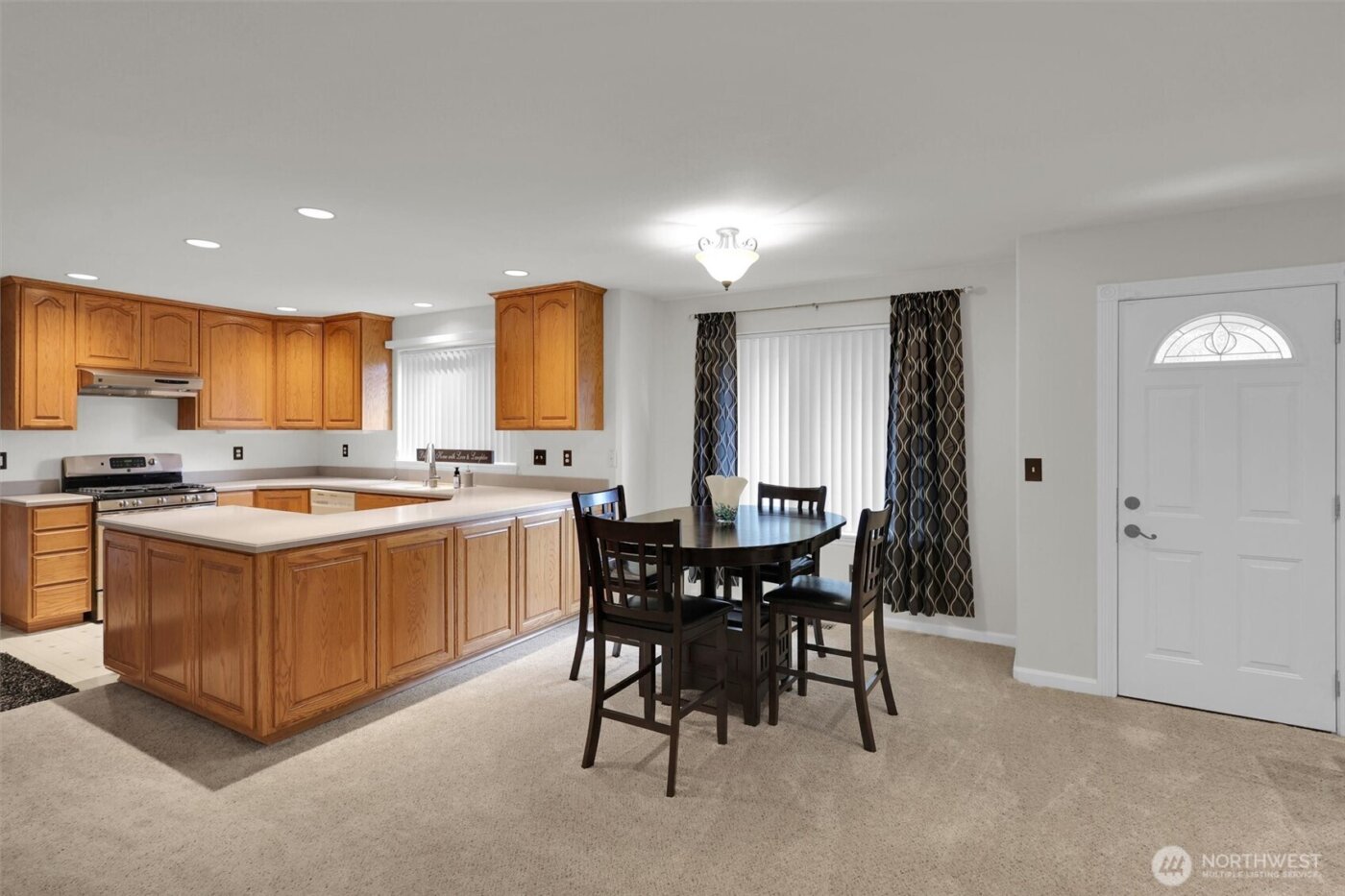 814 105th Street S, Tacoma, WA 98444