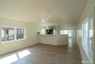 1908 W Marina Drive #9, Moses Lake, WA 98837 - Photo 8