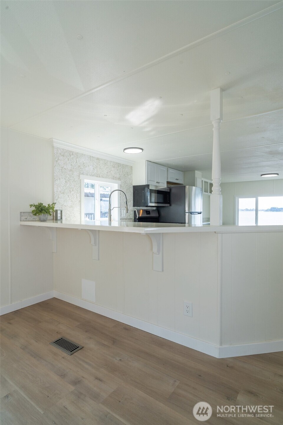 1908 W Marina Drive #9, Moses Lake, WA 98837