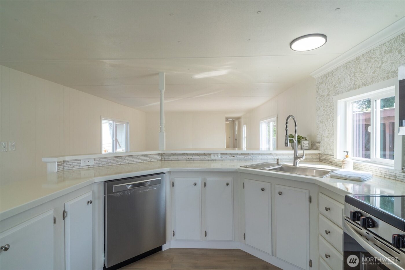 1908 W Marina Drive #9, Moses Lake, WA 98837