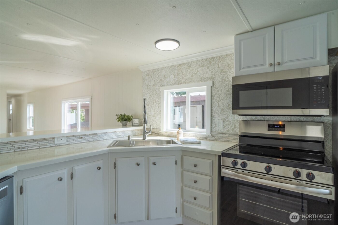 1908 W Marina Drive #9, Moses Lake, WA 98837