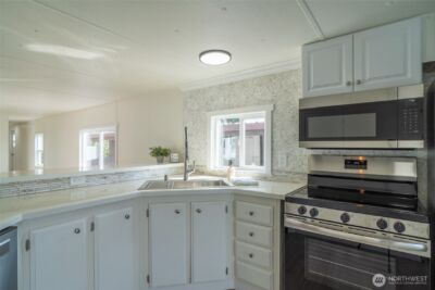 1908 W Marina Drive #9, Moses Lake, WA 98837 - Photo 16