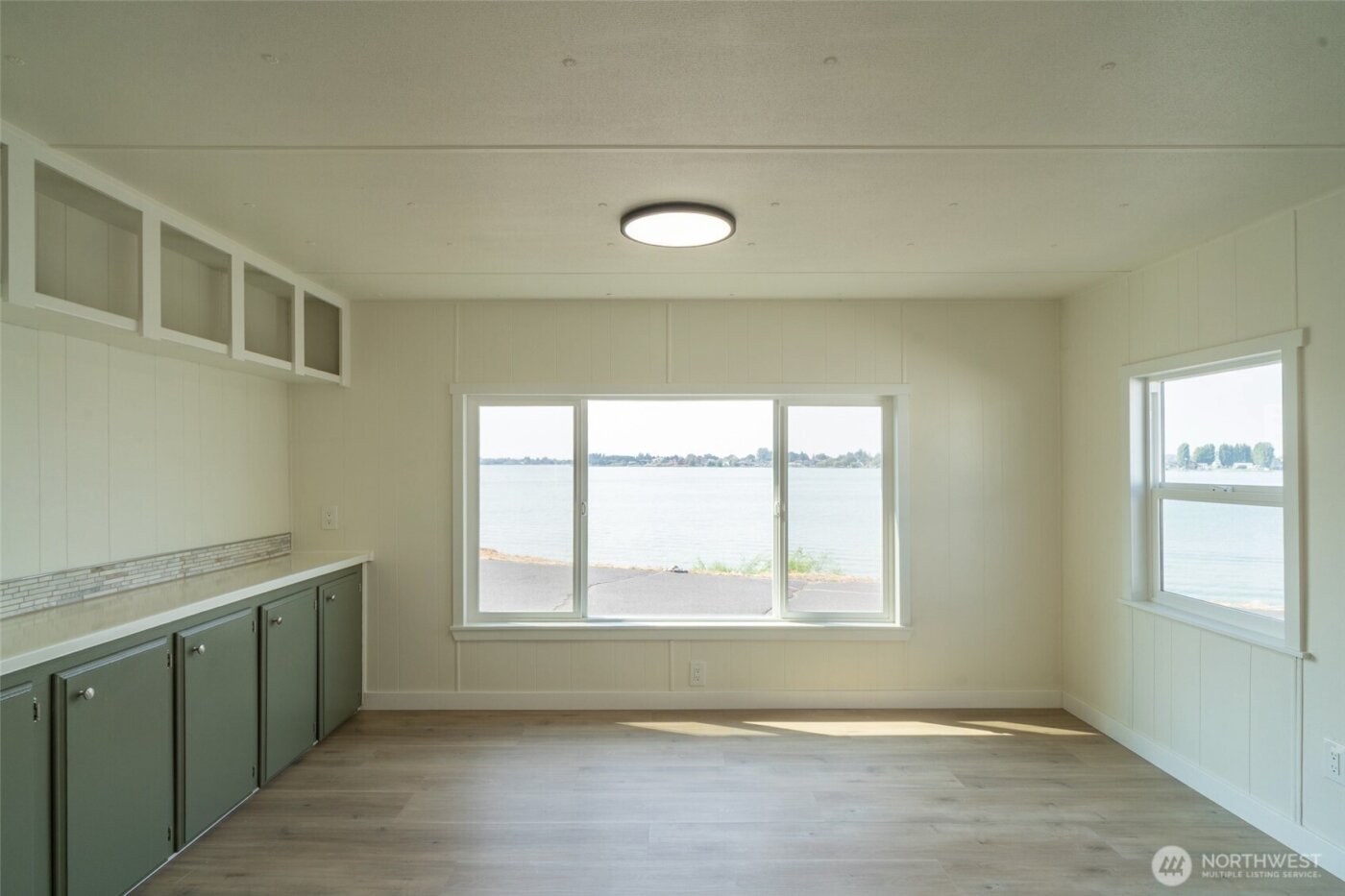 1908 W Marina Drive #9, Moses Lake, WA 98837