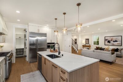 11814 NE 103rd Place , Kirkland, WA 98033 - Photo 8