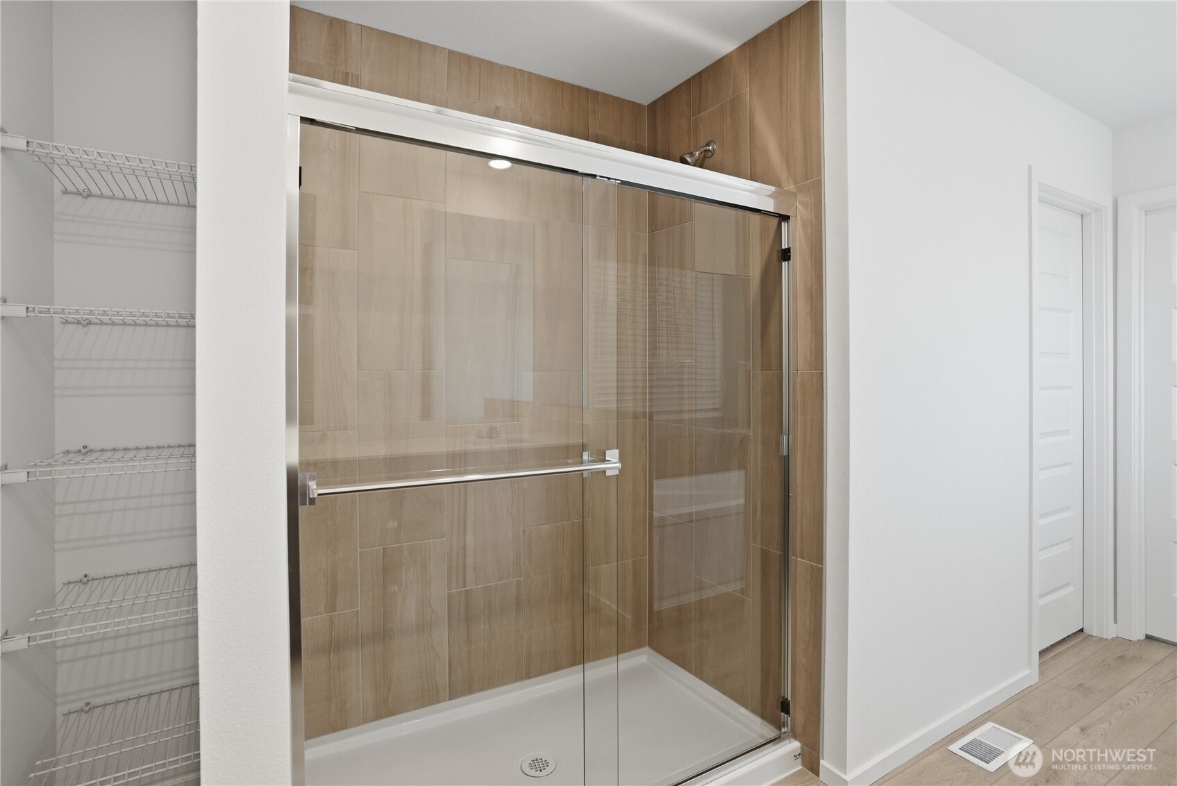 20477 Echo Lane E, Bonney Lake, WA 98391