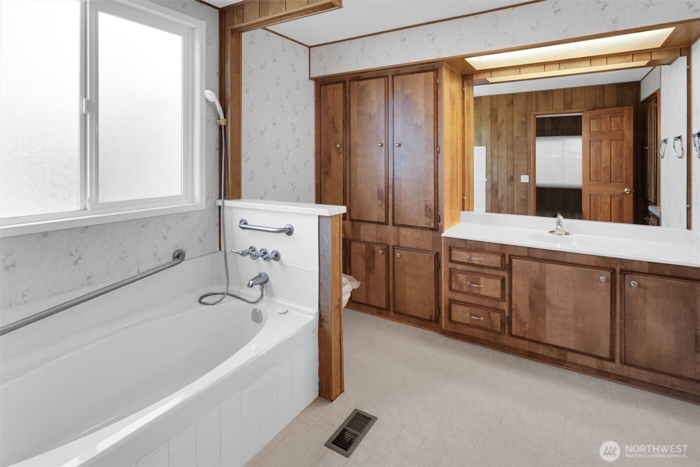 11436 SE 208th Street #153, Kent, WA 98031