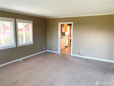 1020 S Fruitland , Puyallup, WA 98371 - Photo 12