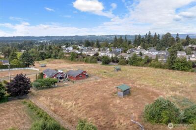 1020 S Fruitland , Puyallup, WA 98371 - Photo 4