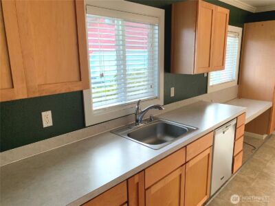 1020 S Fruitland , Puyallup, WA 98371 - Photo 8