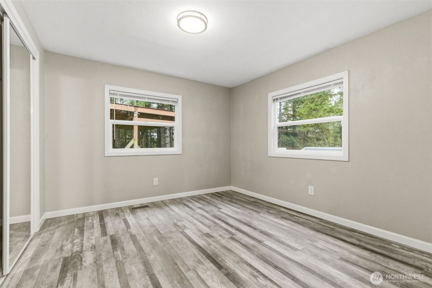 12520 SW Lindi Lane , Port Orchard, WA 98367