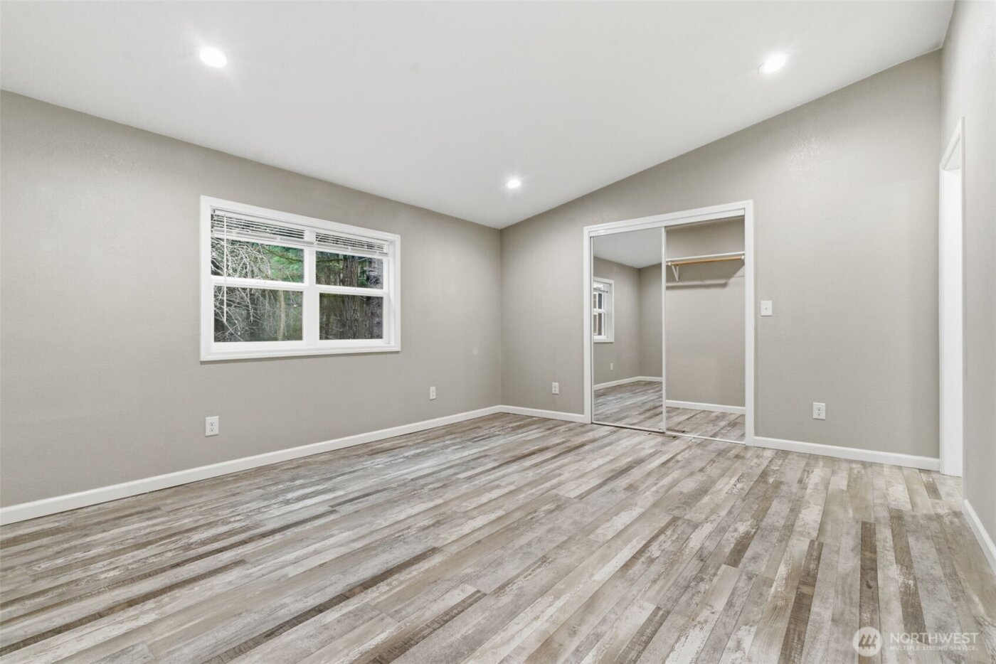 12520 SW Lindi Lane , Port Orchard, WA 98367