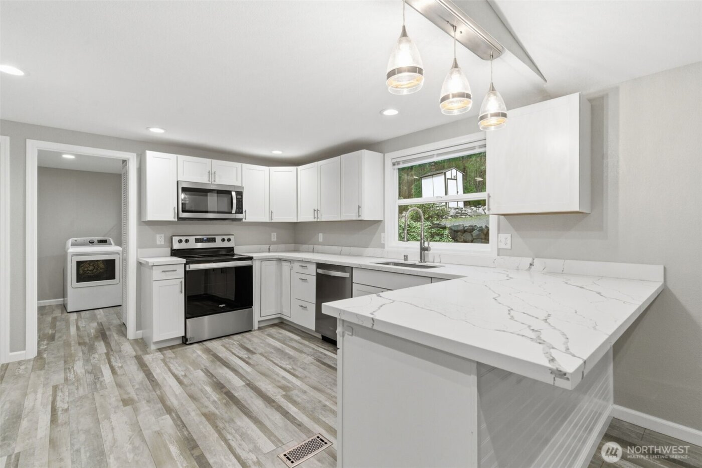 12520 SW Lindi Lane , Port Orchard, WA 98367