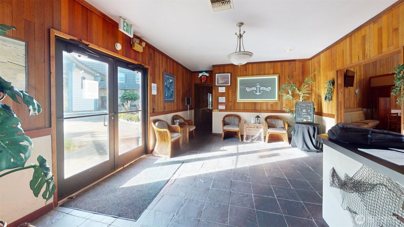 609 Ocean Shores Boulevard NW, Ocean Shores, WA 98569