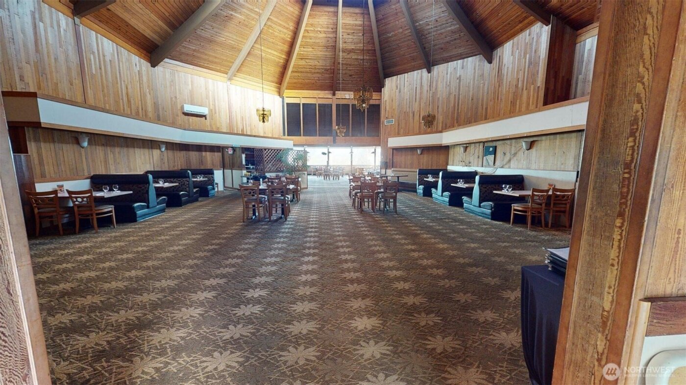 609 Ocean Shores Boulevard NW, Ocean Shores, WA 98569