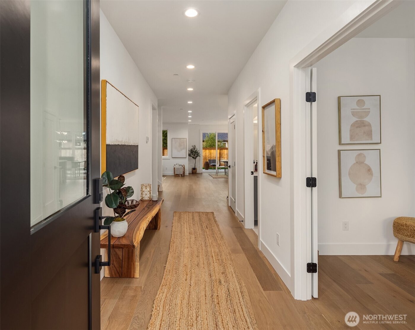 13662 NE 101st Street , Kirkland, WA 98033