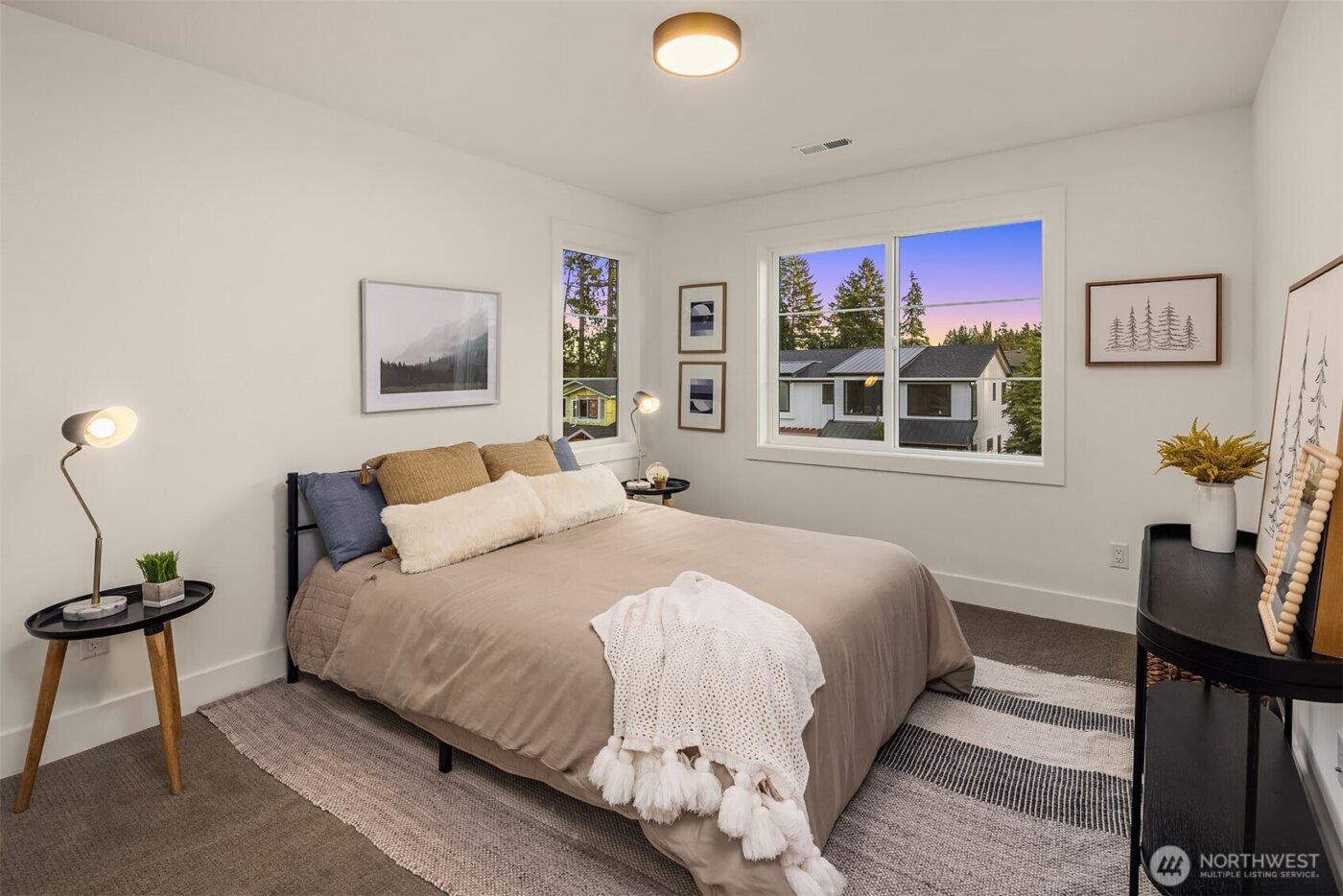 13662 NE 101st Street , Kirkland, WA 98033