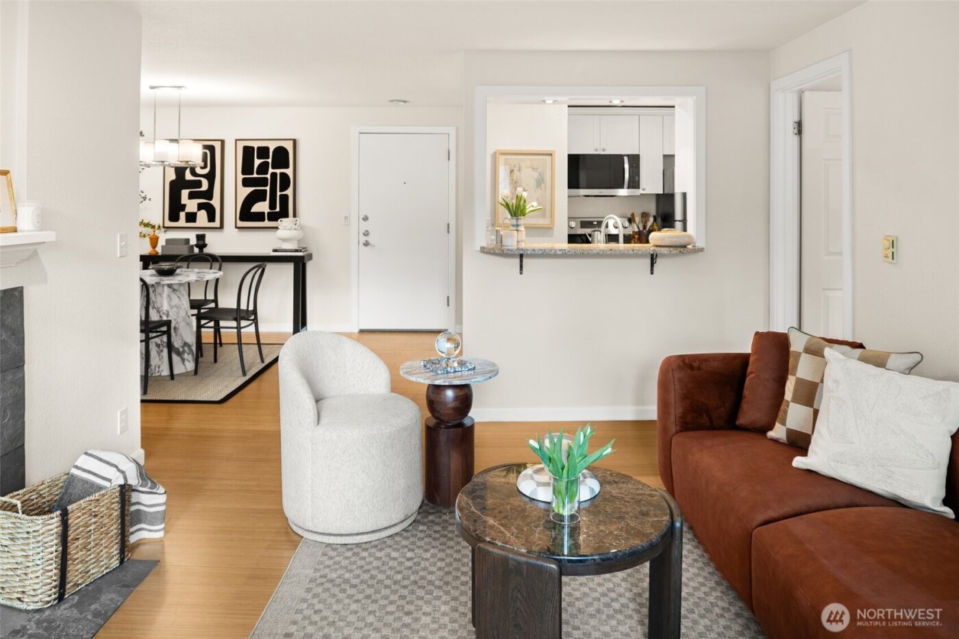 5901 Phinney Avenue N #206, Seattle, WA 98103