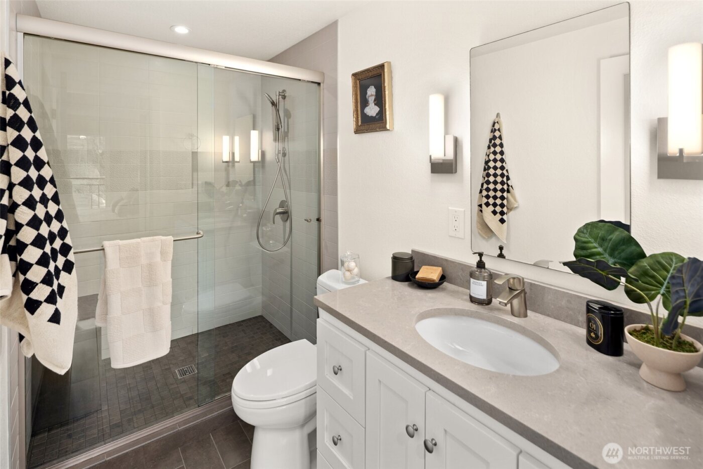 5901 Phinney Avenue N #206, Seattle, WA 98103